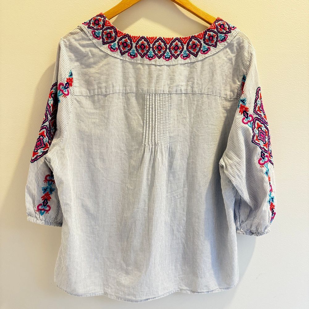 CHICO'S Pinstriped Embroidered Tassel Trim Beaded Peasant Top Size 3P Large Boho - Picture 10 of 11